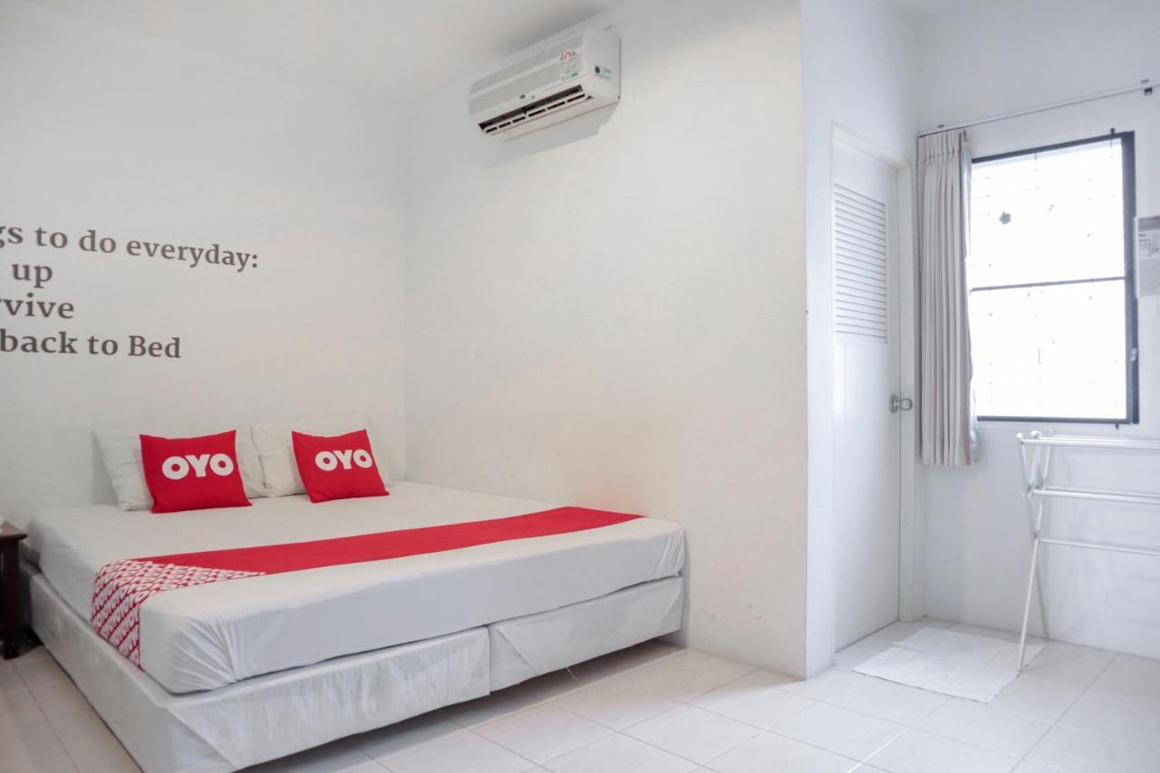 Oyo 1032 Beds Patong Hotel Phuket Exterior photo